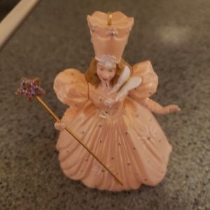 Vintage 1995 Barbie Glenda the Goodwitch